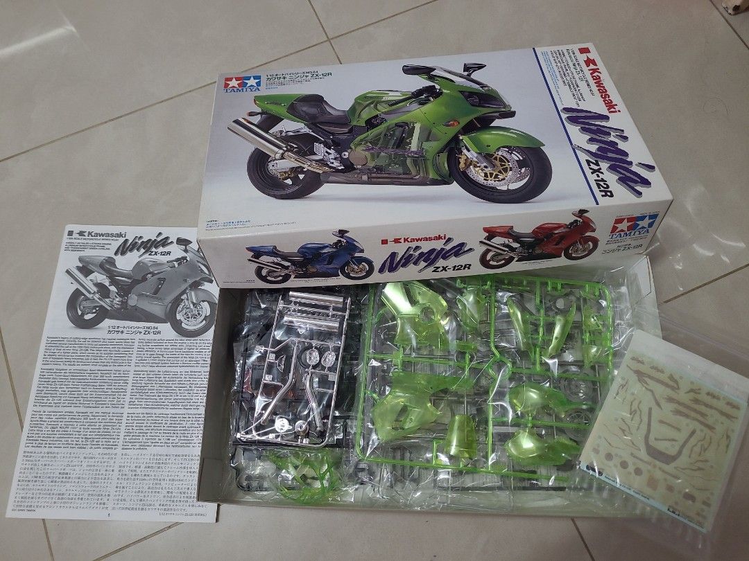 1/12 Kawasaki Ninja ZX-12R motorcycle series no 84. Tamiya 1/12 Kawasaki Ninja ZX-12R motorcycle series no 84. Tamiya