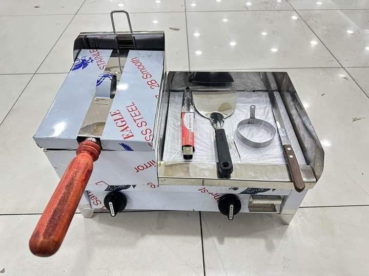 2 in 1 COMBI BURGER GRIDDLE WITH FRYER (Category: Cookware & Accessories) located in Caloocan City. Submitted by myleene3033133 (Listing ID 1282657564, Image 2). Description: 2 in 1 COMBI BURGER GRIDDLE WITH FRYER Good quality and may cover ang deep fryer FREEBIES:☺️💕 ✅ TONG, ✅BREADKNIFE, ✅EGGRING, ✅SPATULA 12x10- 12x12 - 12x14- 12x16- 12x18- 12x20- Stainless Body Metal Plate Automatic Ignition Burners.