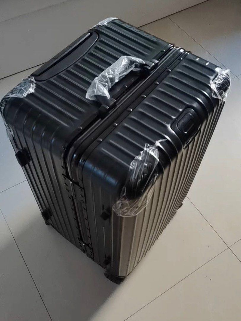 40 discount inch suitcase