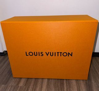 ❤️ LV shoe box (authentic)