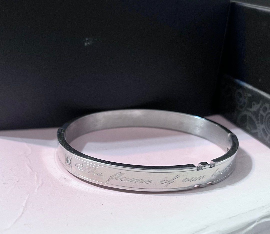 The flame of our love bracelet outlet