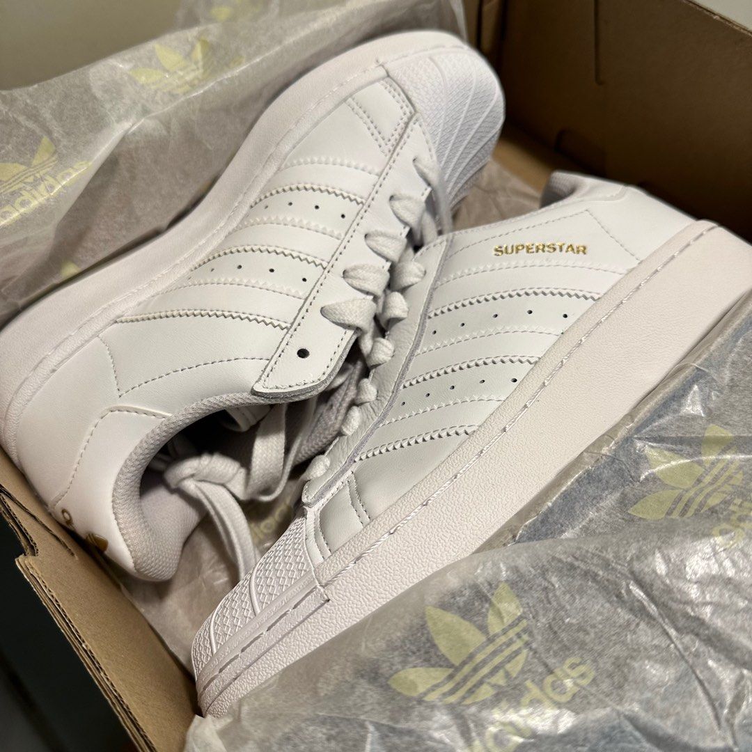 Adidas originals white outlet gold