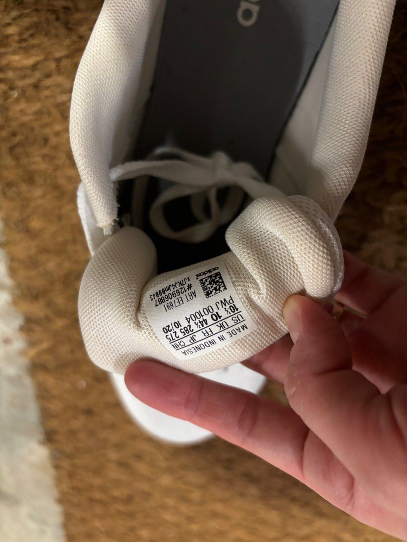 Adidas shoes Women s Fashion Footwear Sneakers on Carousell
