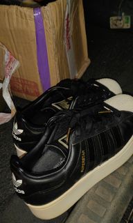 Superstar adidas gucci top