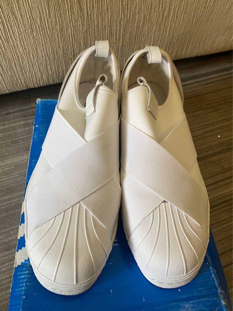 Adidas Superstar Slip On, Fesyen Pria, Sepatu Sneakers di Carousell