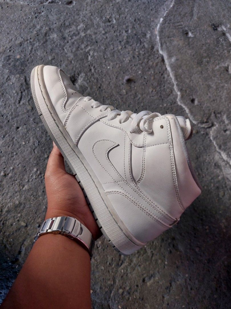 Air Jordan 1 Retro Mid Triple White 28 cm Men s Fashion