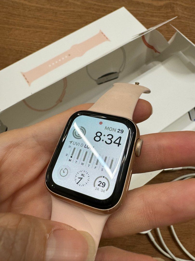 Pink iwatch series 4 store