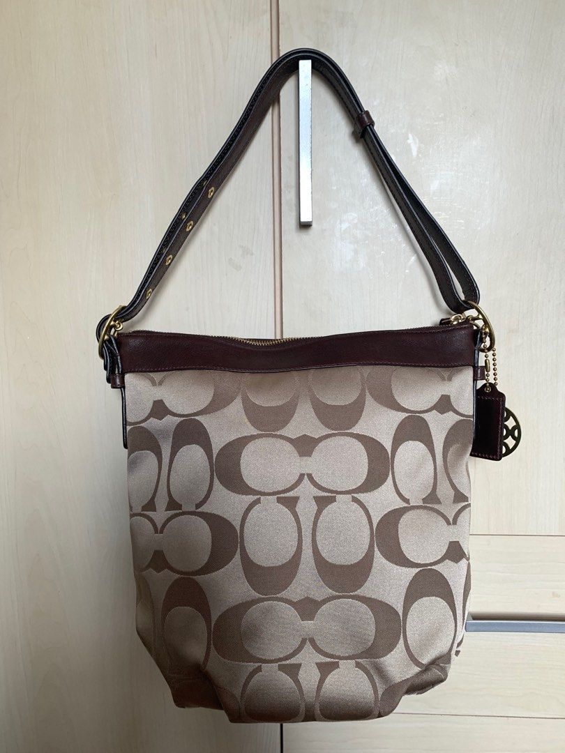 Coach signature duffle bag store