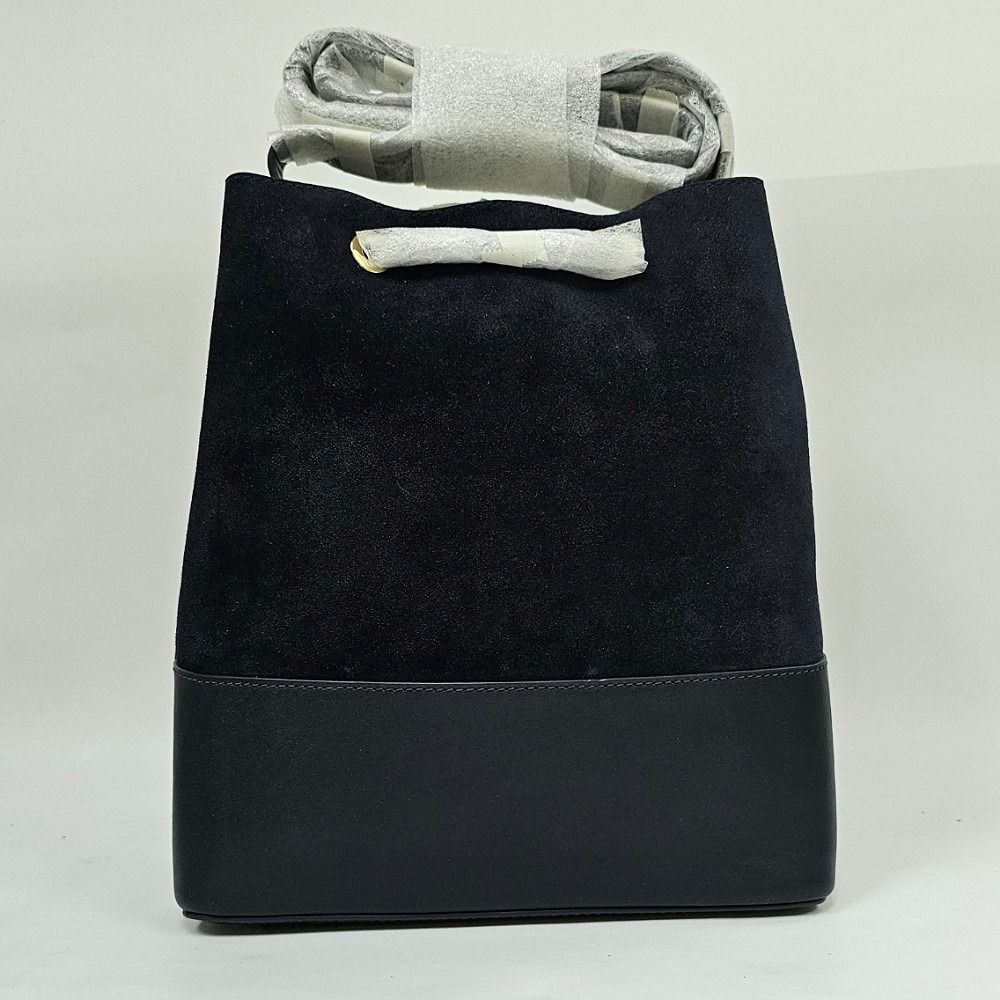 Cary bucket bag michael kors sale
