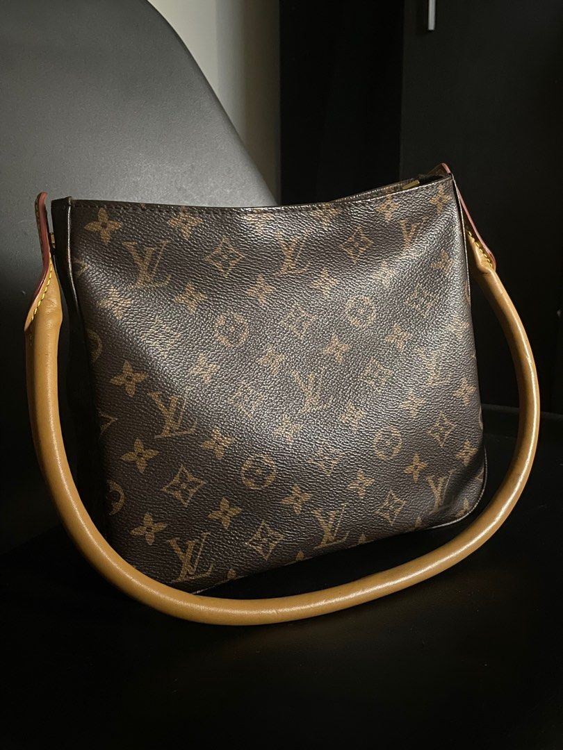 Lv looping outlet