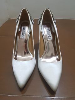 Badgley mischka maury shop