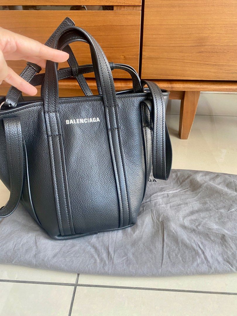 Balenciaga everyday s store