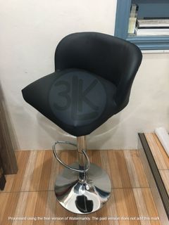 Barstool | High Chair