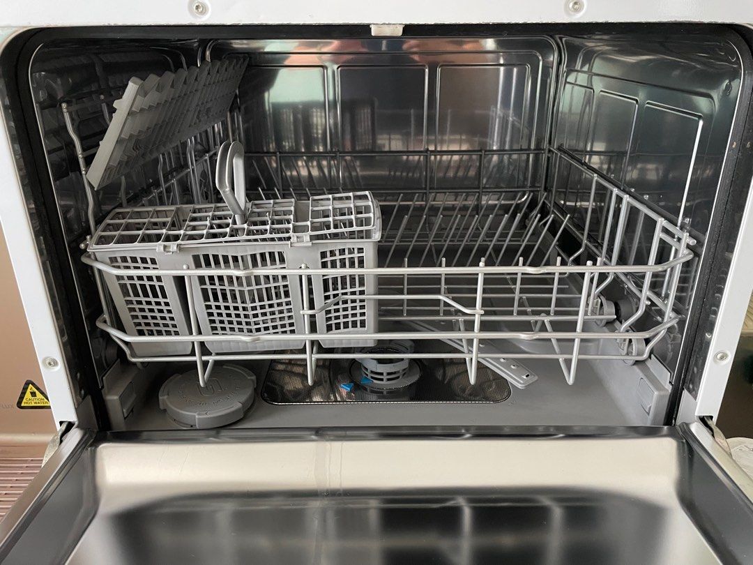 Bosch table top dishwasher SKS62E32EU, TV & Home Appliances, Kitchen