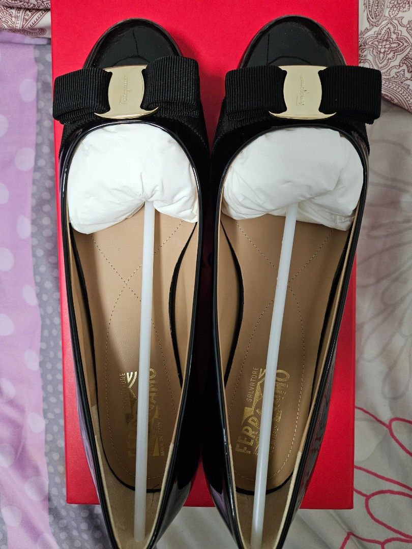 Salvatore ferragamo 2024 varina flats sale