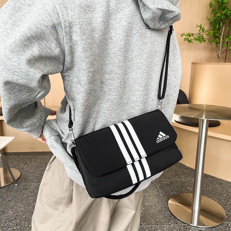 BRAND NEW IN STOCK Adidas Couple Style Fashion Trend Casual Messenger Bag Outdoor Sports Large Capacity Shoulder Bag All Match Underar