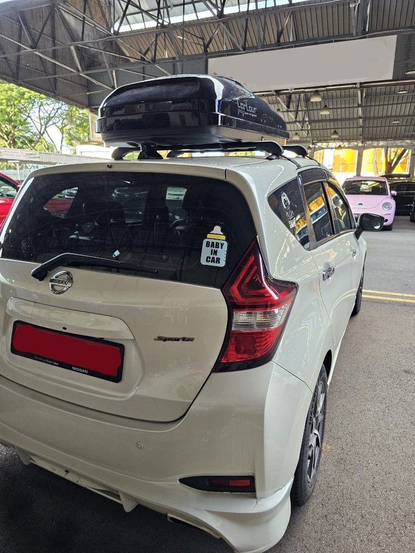 Carlour hotsell roof box