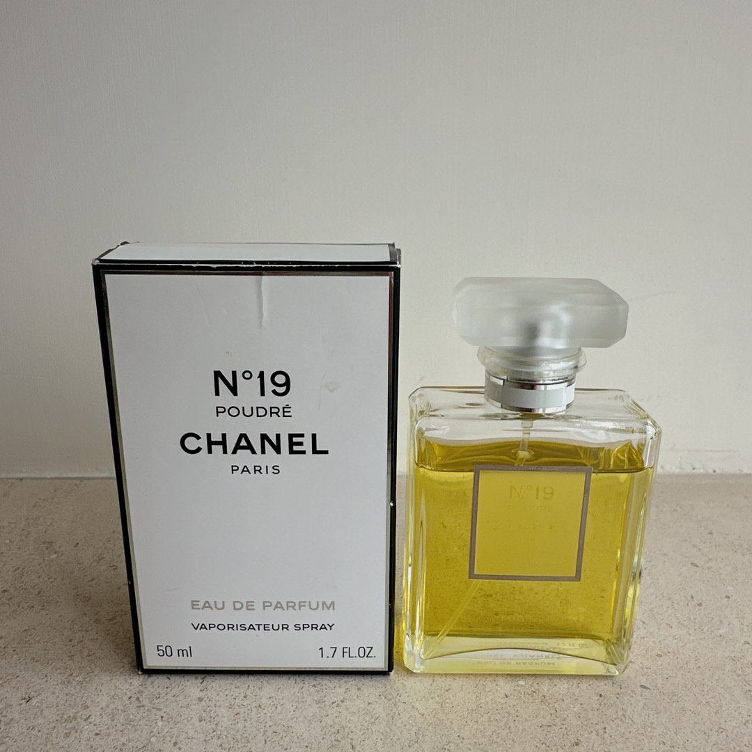 Chanel 香水No19, 美容＆個人護理, 健康及美容- 香水＆香體噴霧- Carousell