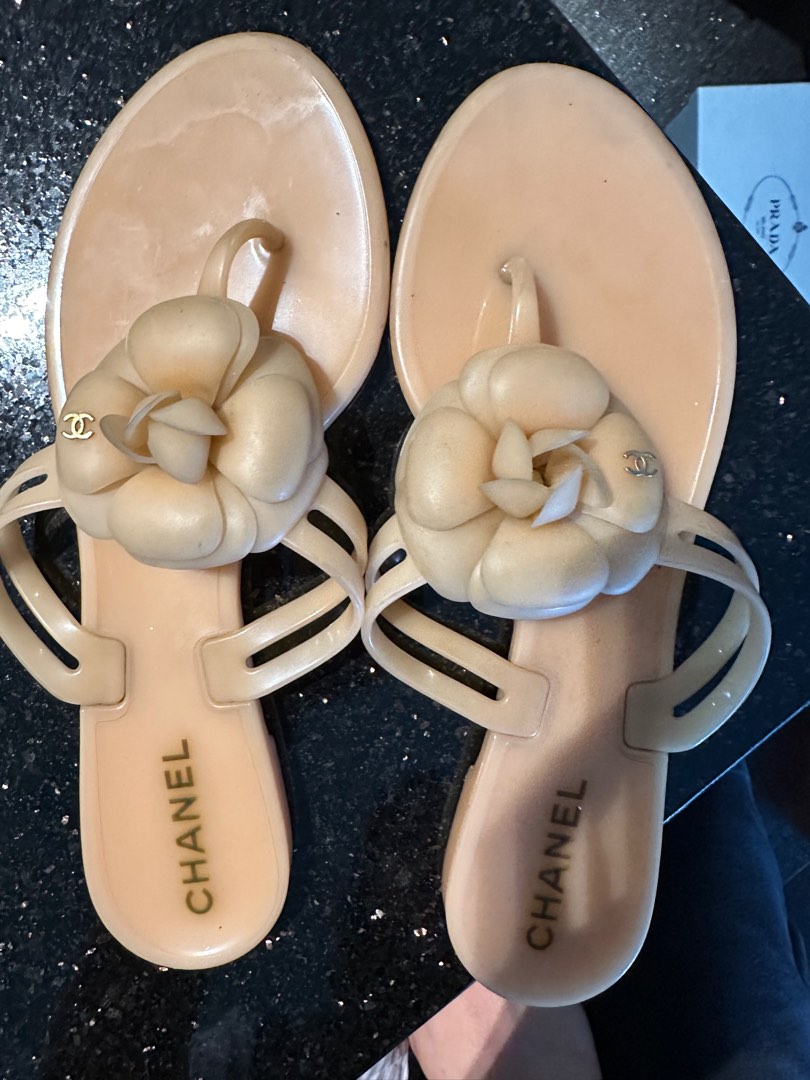 Jelly cheap slides chanel