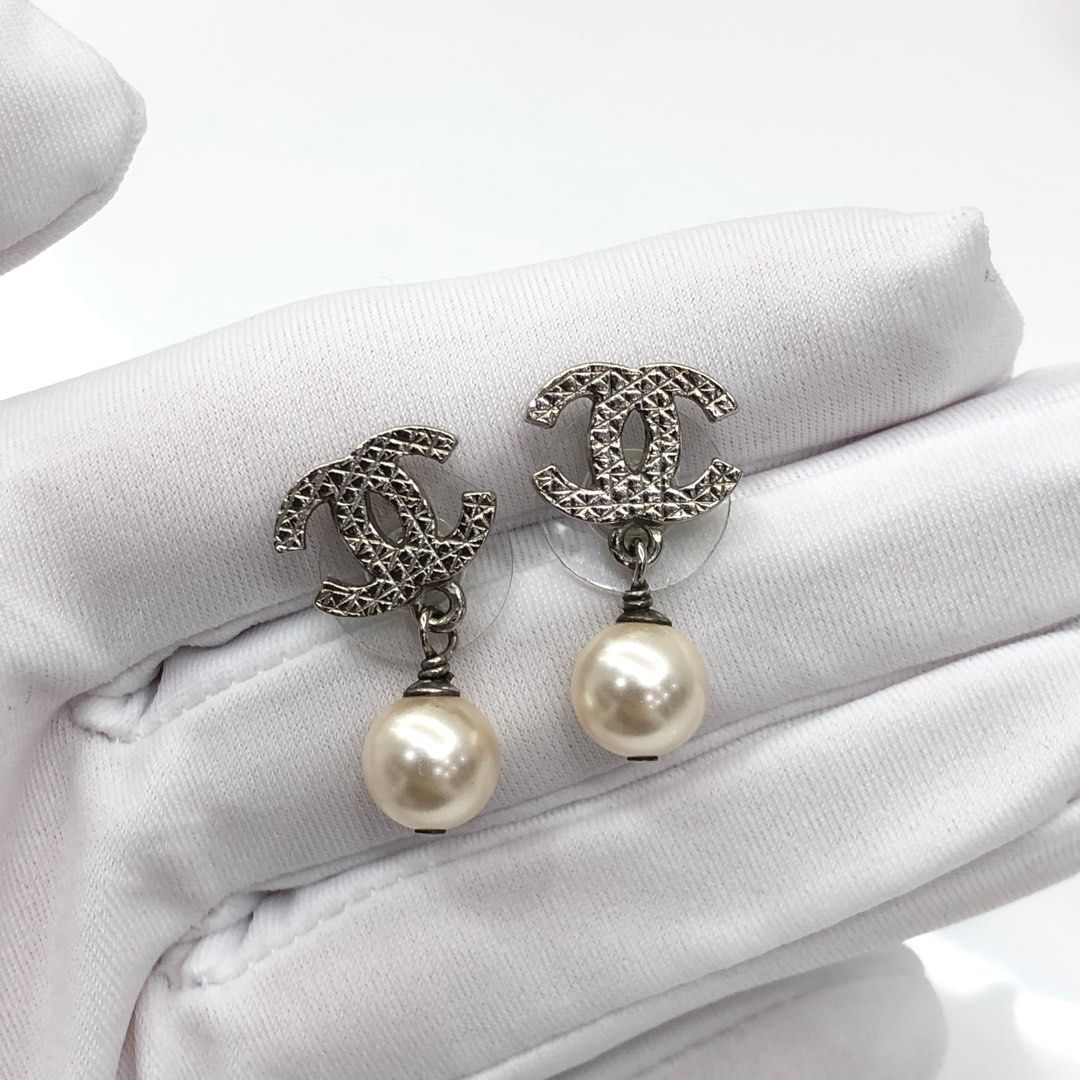 Coco chanel pearl earrings hotsell
