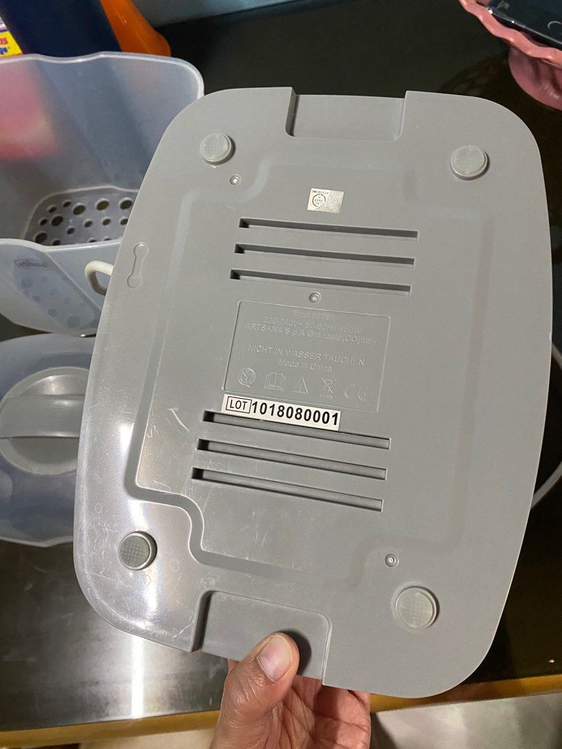 Chicco bottle sterilizer (Category: Other Kitchen Appliances) located in Binan City. Submitted by casseyshoppe (Listing ID 1282638312, Image 2). Description: Im selling original chicco bottle sterilizer Bought 2999.75 at sm sta. Rosa Payment first thru gcash Shipping via j&t or lalamove at buyer’s expense or pick up mo sa bahay ko biñan laguna area Dont make an offer if you are not sure of buying it. .