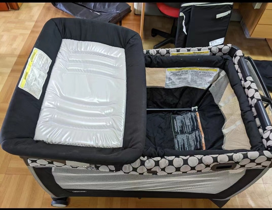 Chicco lullaby hot sale magic portacot