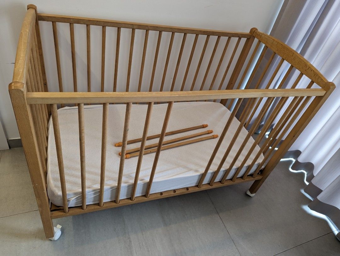 Combelle baby bed cheap