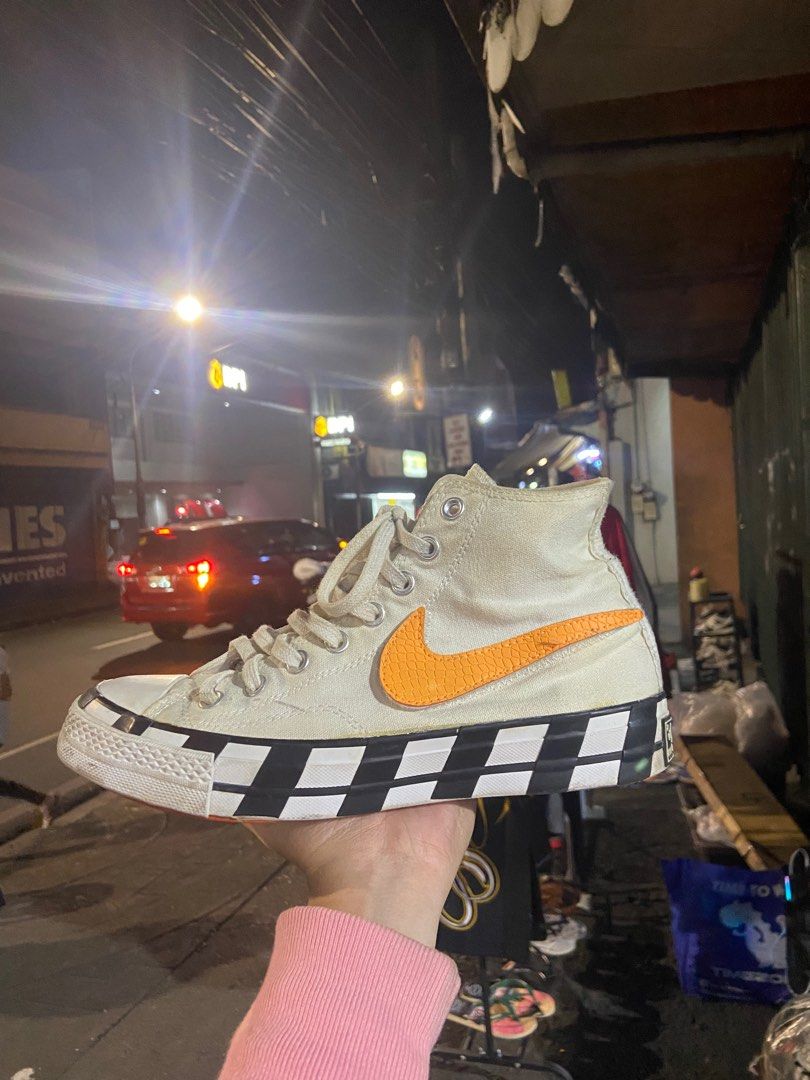 Converse with nike logo hotsell
