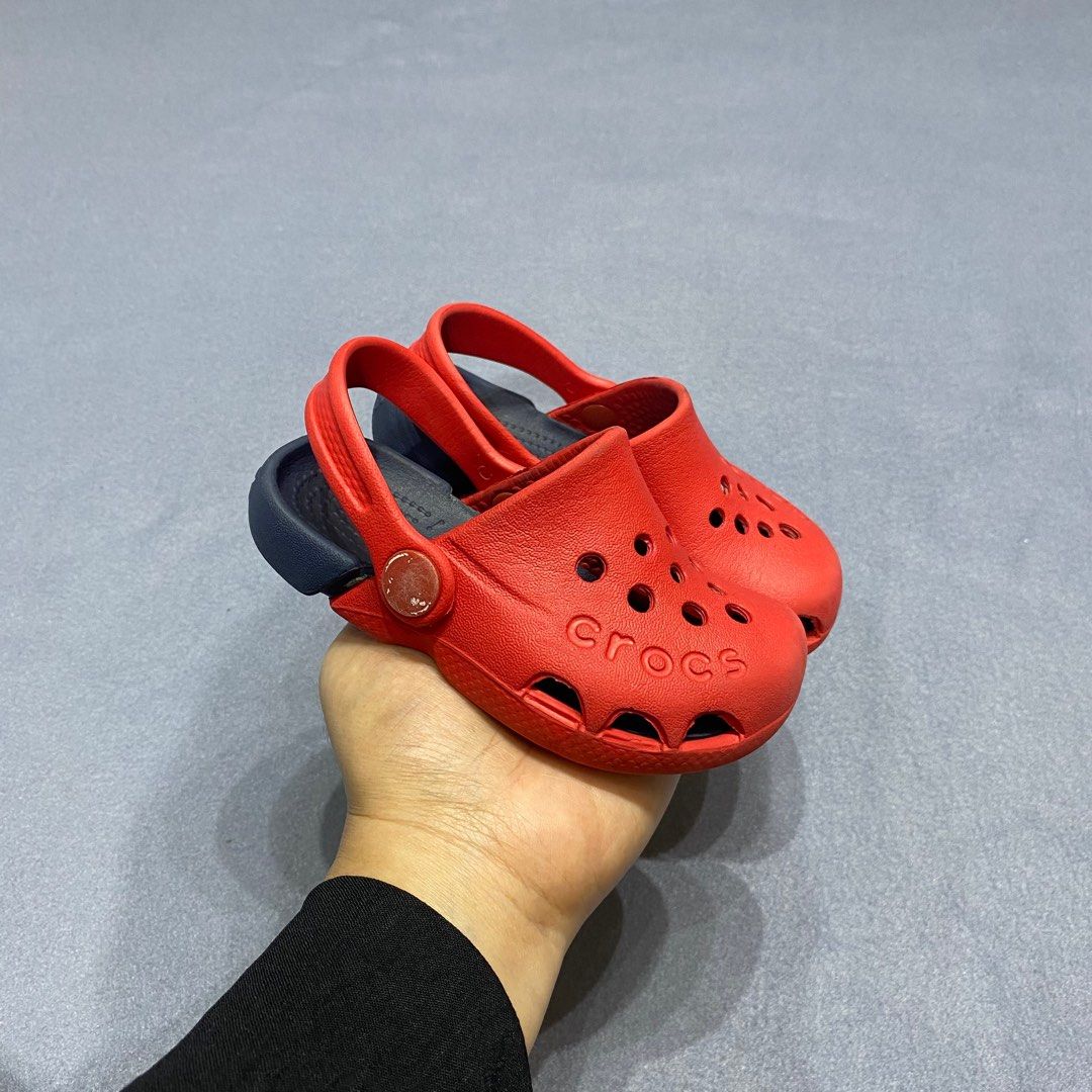 Crocs 34 2025