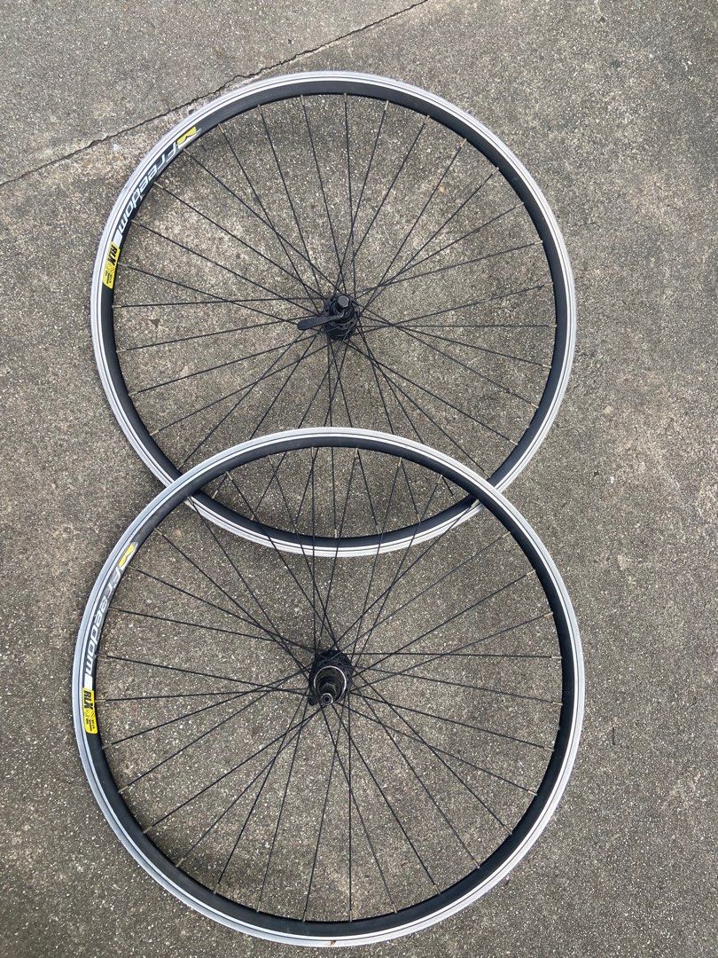 622x14 wheel on sale