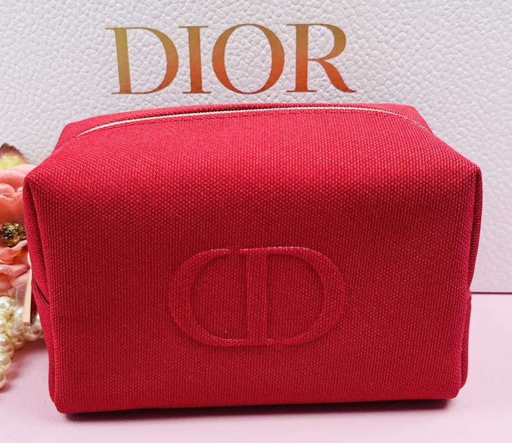 Pin by Rose Abu on DIOR | Christian dior bags, Dior, Makeup bag