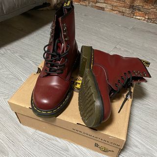 DR MARTENS 1460 - Cherry Red (Authentic)