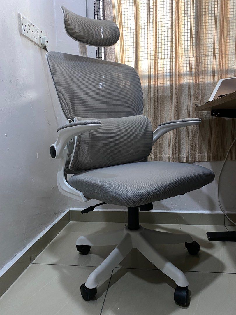 Second hand office chair discount olx