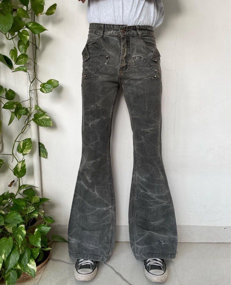Extreme Bootcut Lowrise Jeans, Women's Fashion, Bottoms, Jeans