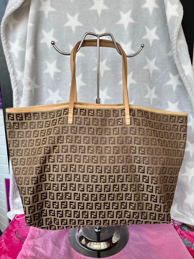 Neverfull fendi hotsell