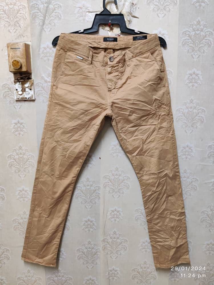 Guess outlet khaki pants