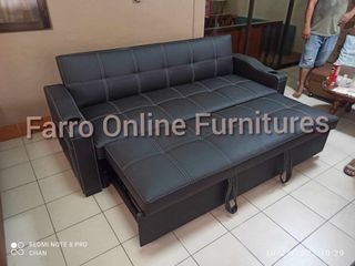 Heavy duty leather sofabed with pull out and cup holder