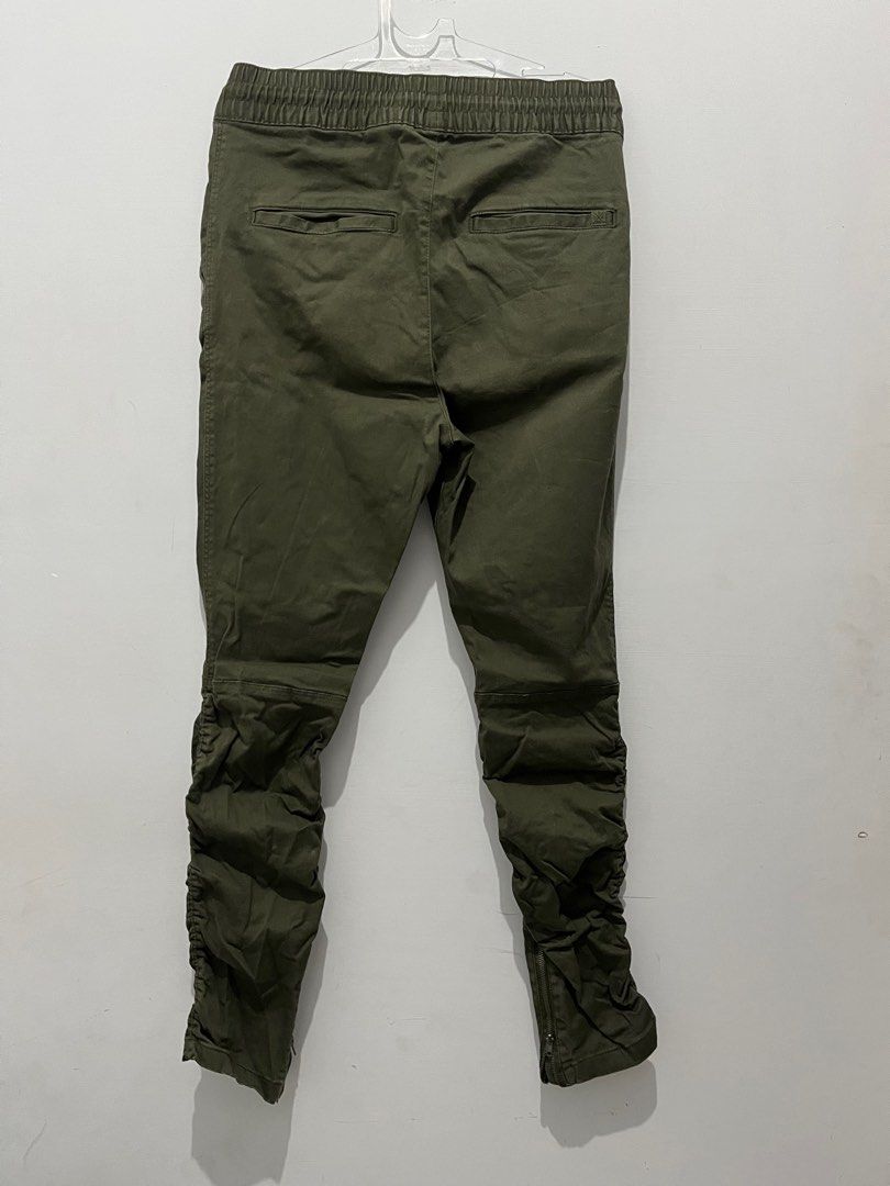 H m cotton twill joggers pants Fesyen Pria Pakaian Bawahan di