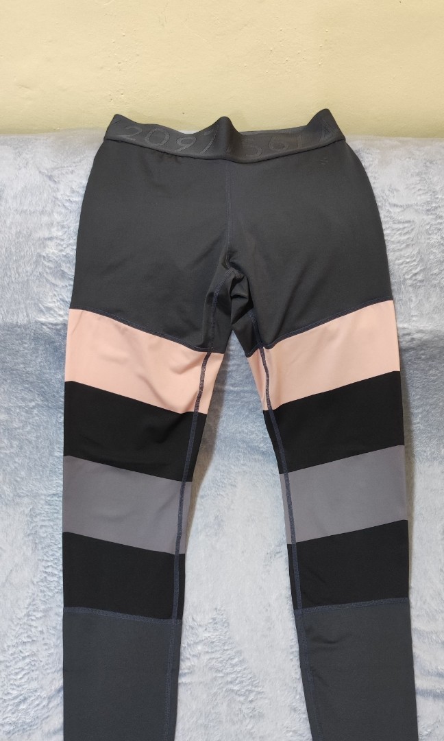 H&m sports leggings, Women's Fashion, Activewear on Carousell