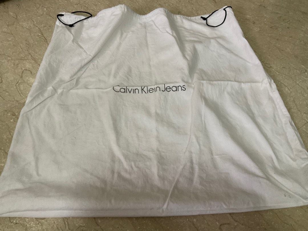Calvin klein on sale dust bag