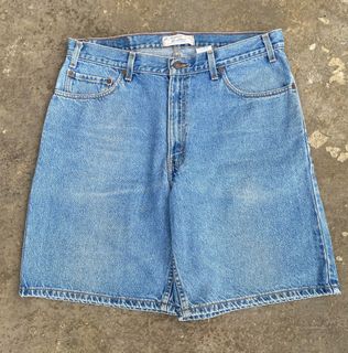 (Category: ) located in . Submitted by lockinthrift_ (Listing ID 1282771567, Image 1). Description: .