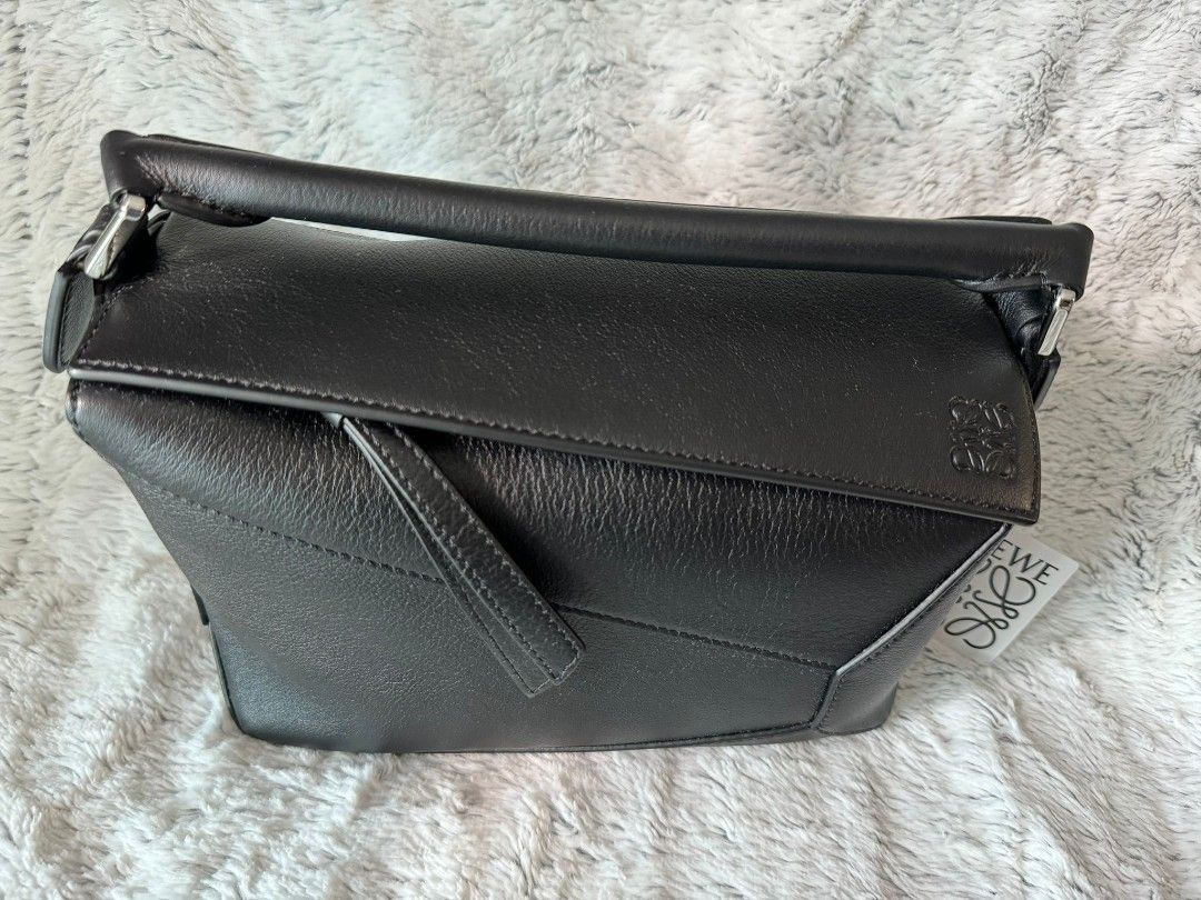 CNY SALE Loewe Puzzle Bag Edge New model Women s Fashion Bags