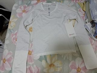 （分類：）位於 。 由 heidiwong0921 提交（商品編號 1282774881，圖片 1）。簡介： 。