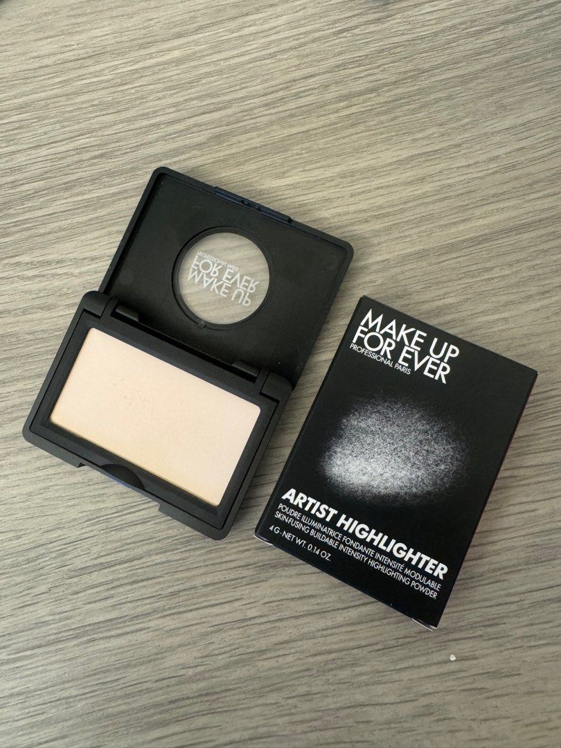 make up for ever H100象牙白 淚溝神器, 美妝保養, 臉部護理, 面部 化妝品在旋轉拍賣