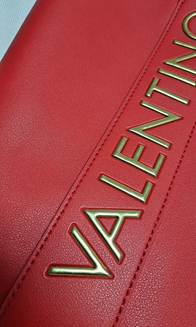 Mario hotsell valentino tote