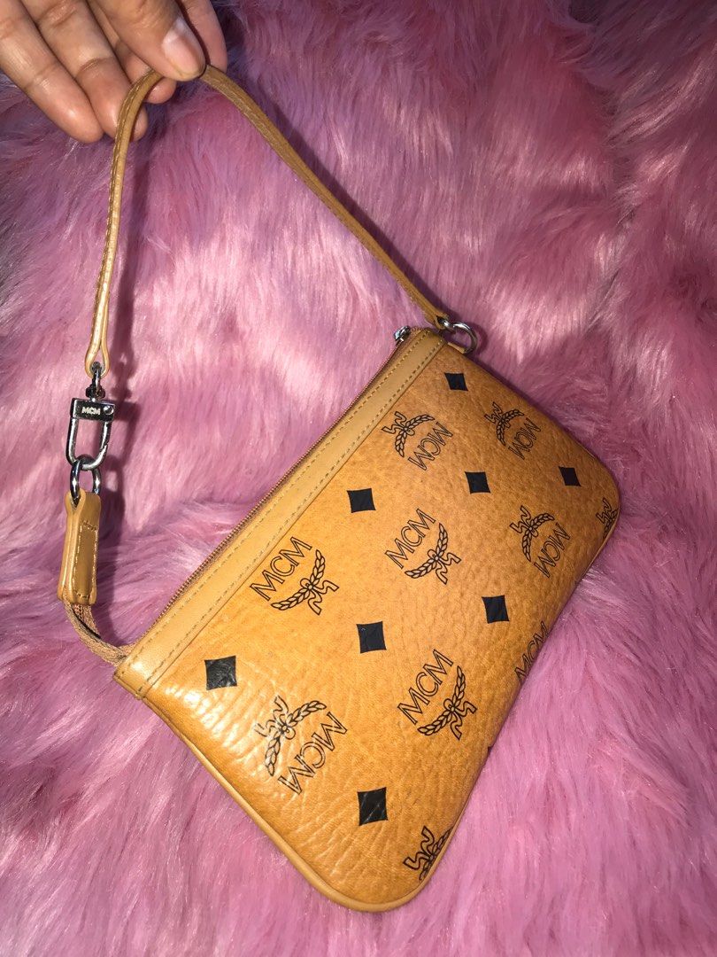 Mcm wristlet sale online