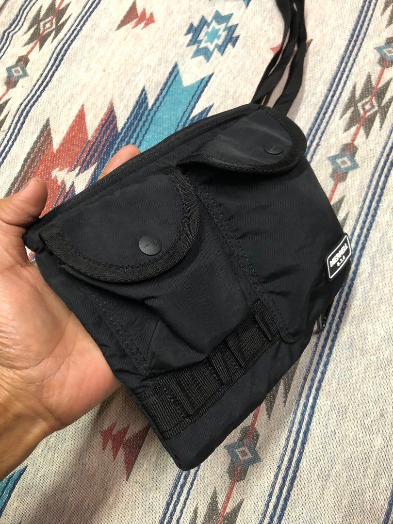 MERRELL SLINGBAG