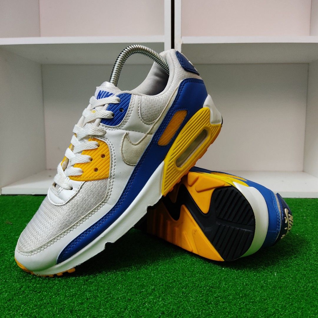 NIKE AIRMAX 90 KNICKS Men s Fashion Footwear Sneakers on Carousell