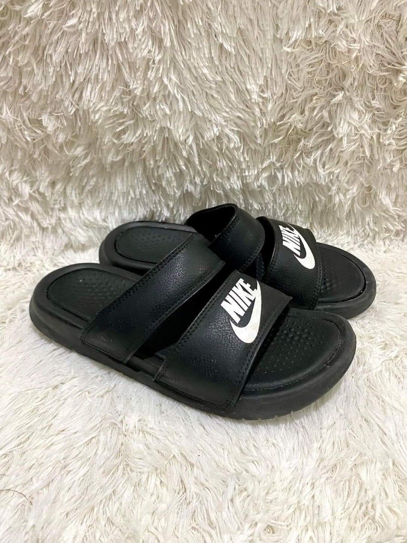 Nike slippers benassi clearance duo