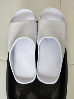 White jordan slippers discount